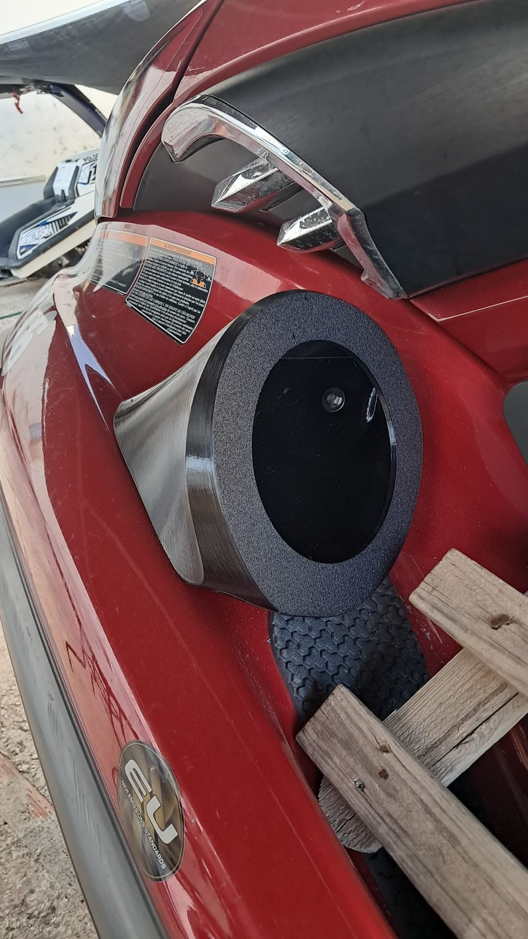 Yamaha FZR FZS 2009 Speaker Enclosures and Audio Systems